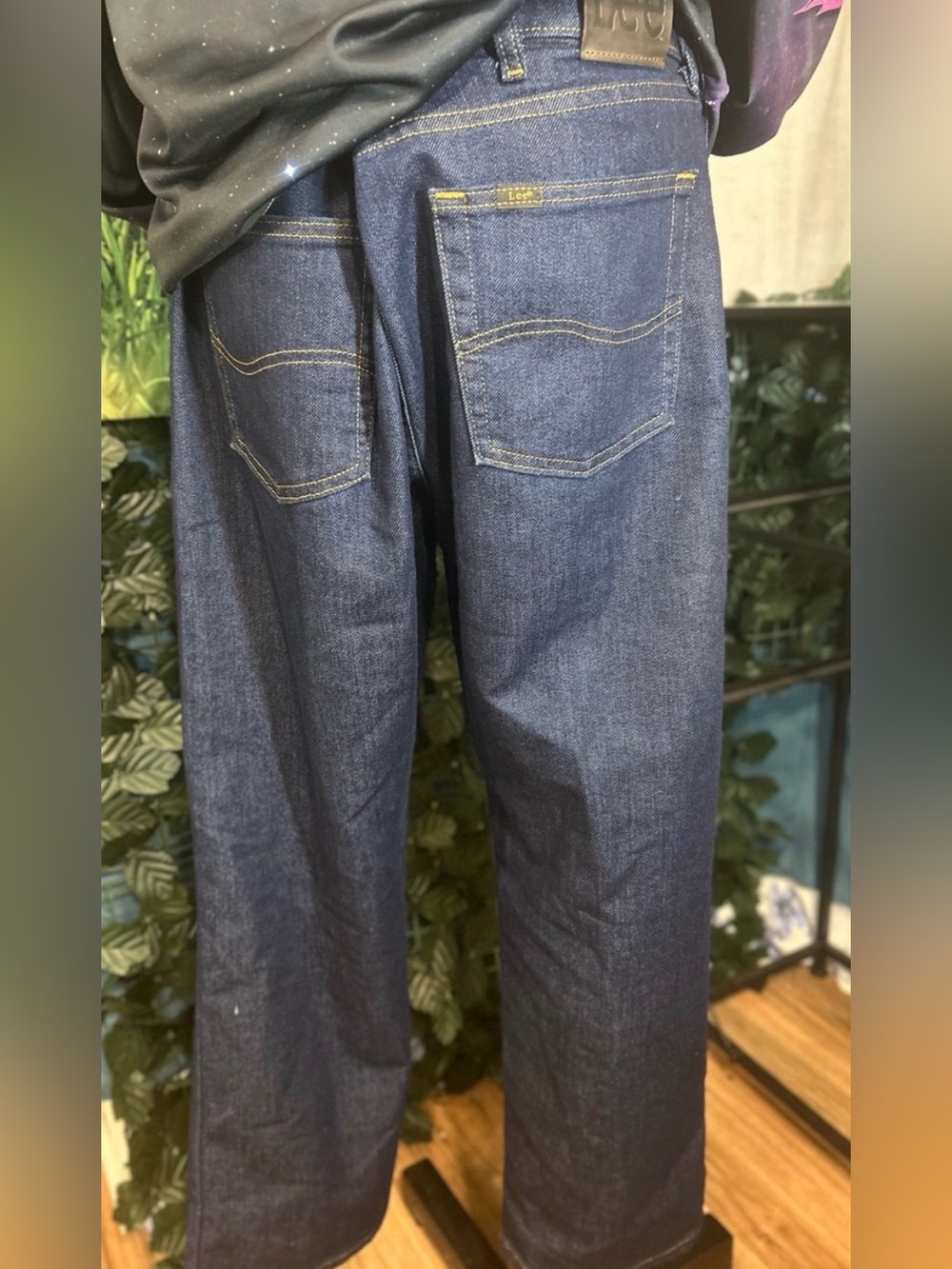 Lee Men's Straight-Leg Jeans in Deep Indigo 36X29